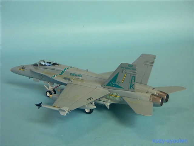 Hasegawa 72 F/A-18A-2
